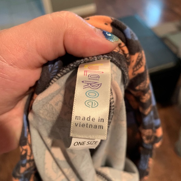 Lularoe one size leggings, excellent condition - Picture 3 of 3